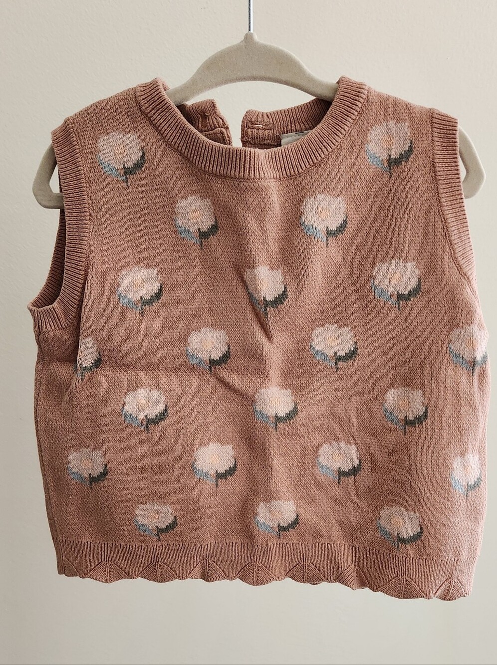 H&M Mauve Rose Pattern Knit Vest